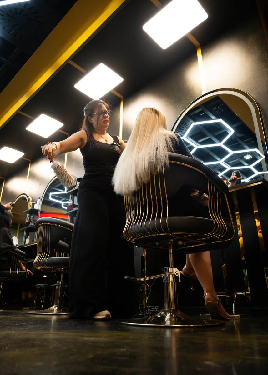 Waschplatz im Damenbereich des Salons